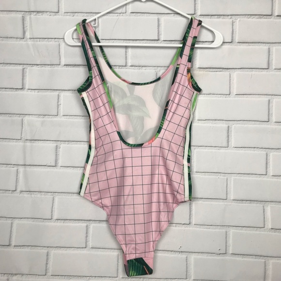 NEW Adidas Originals Bodysuit - Picture 2 of 7